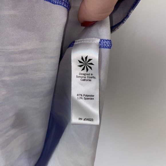 Athleta Wailea Chi Workout Tank Top - Picture 2 of 5